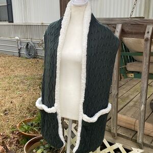 Cozy Sherpa Lined Pocket Scarf